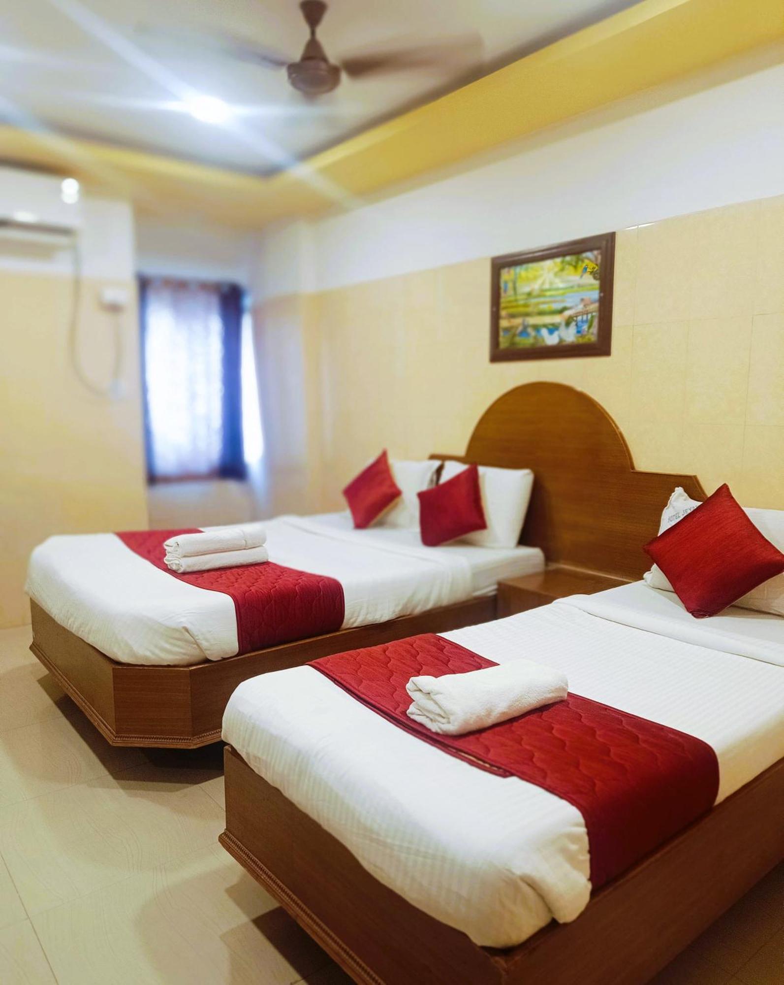 Hotel Jeyam Kanjakumari Kültér fotó