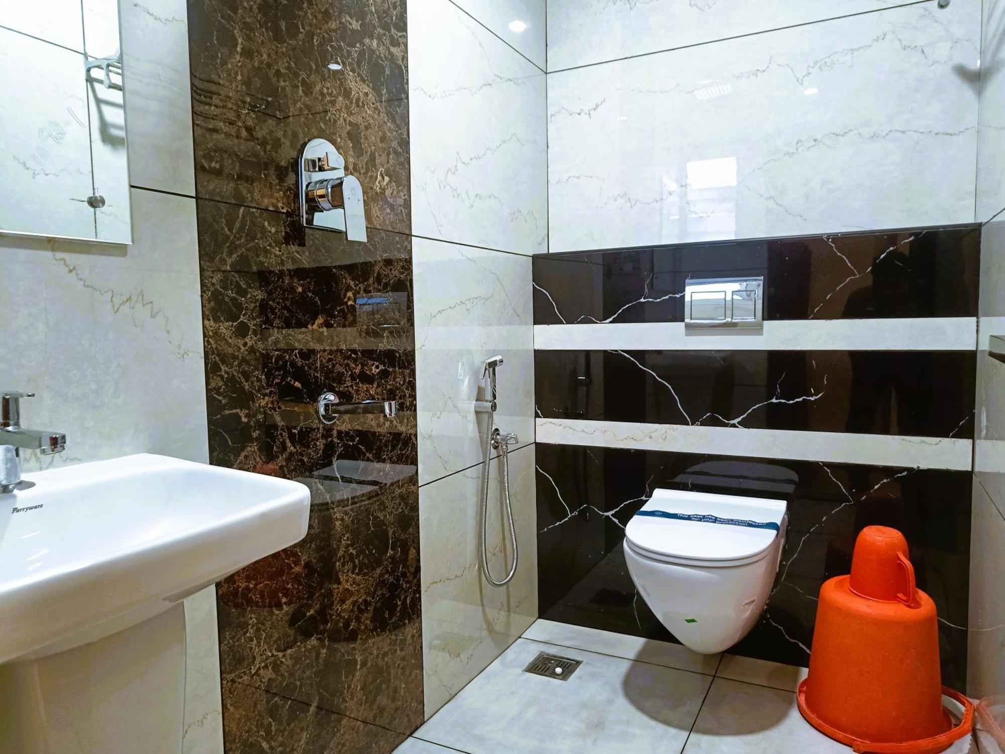 Hotel Jeyam Kanjakumari Kültér fotó