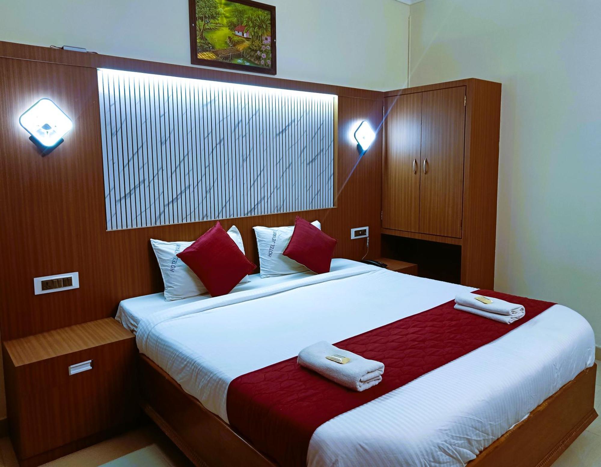 Hotel Jeyam Kanjakumari Kültér fotó
