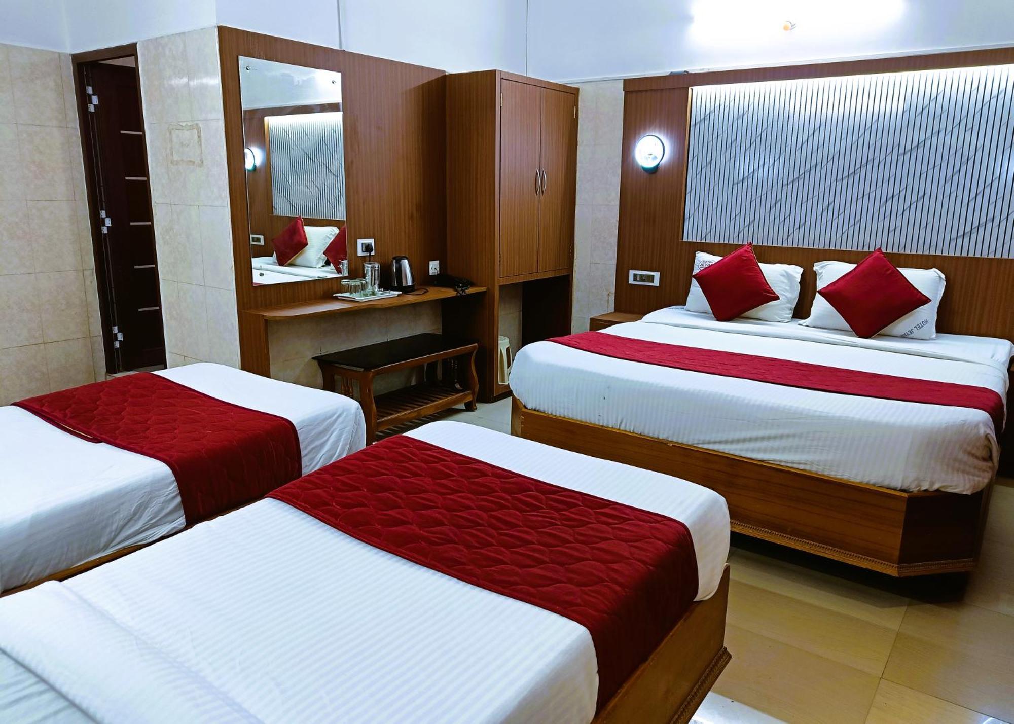 Hotel Jeyam Kanjakumari Kültér fotó
